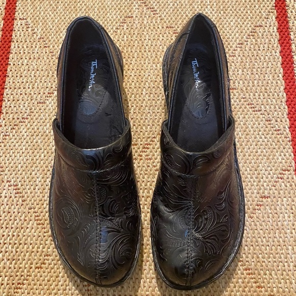 Thom McAn Nurse Slip On Clogs sz.11W - Picture 1 of 7